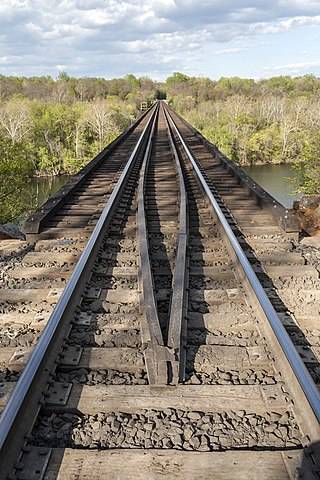 Shepherdstown_railroad_bridge_WV2.jpg