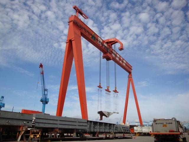 shipyard_cranes.jpg