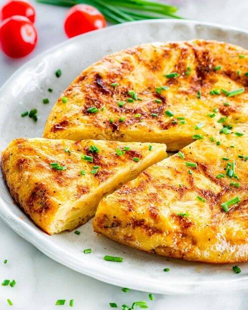 Spanish omelette 1.jpg