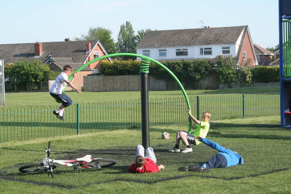 Spring+seesaw.jpg