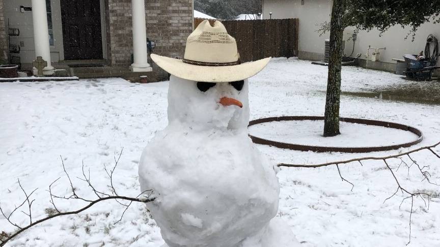 texas-snowman-hutto.jpg