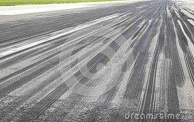 tire-skid-marks-27264361.jpg