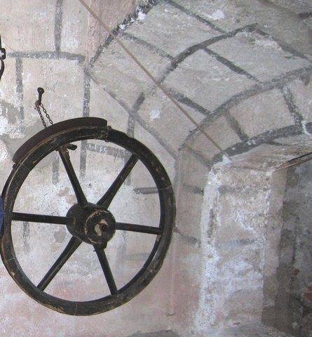 torturewheel5cgl.jpg