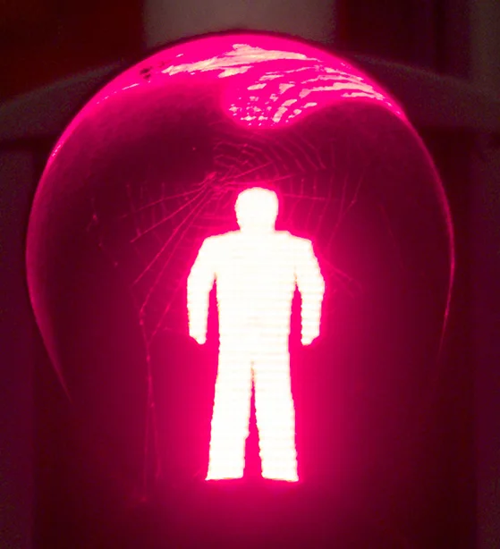 Traffic light (crop).webp