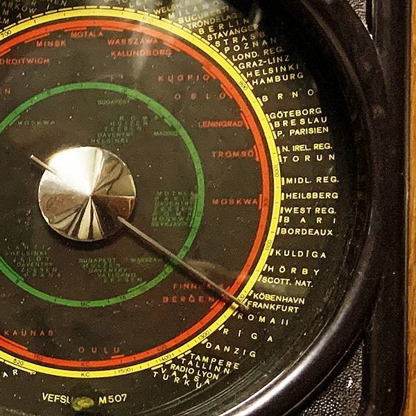 tuningdial.jpg