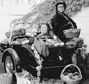 two_fat_ladies_motorbike_harvest1.jpg
