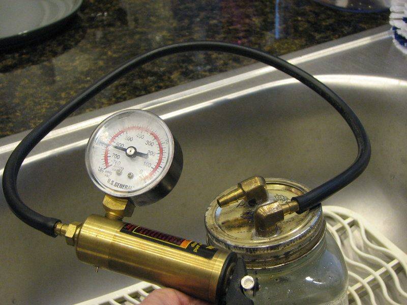 Seeking A Wide Mouthed Jar Capable Of Withstanding Vacuum Physics Forums - Vacuum Chamber Diy Jar
