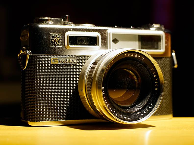 Yashica Electro 35.jpg