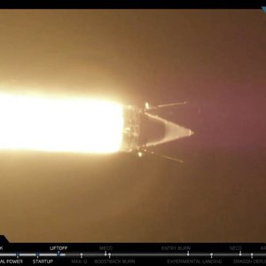 Liftoff of SpaceX CRS-9